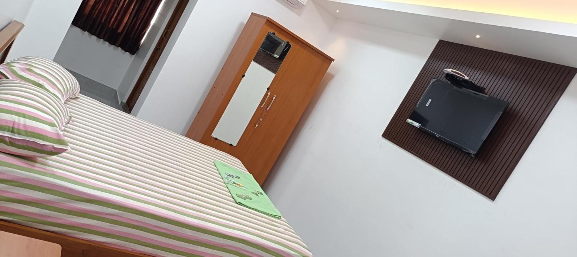 Urc Lodge Perundurai Bagian luar foto