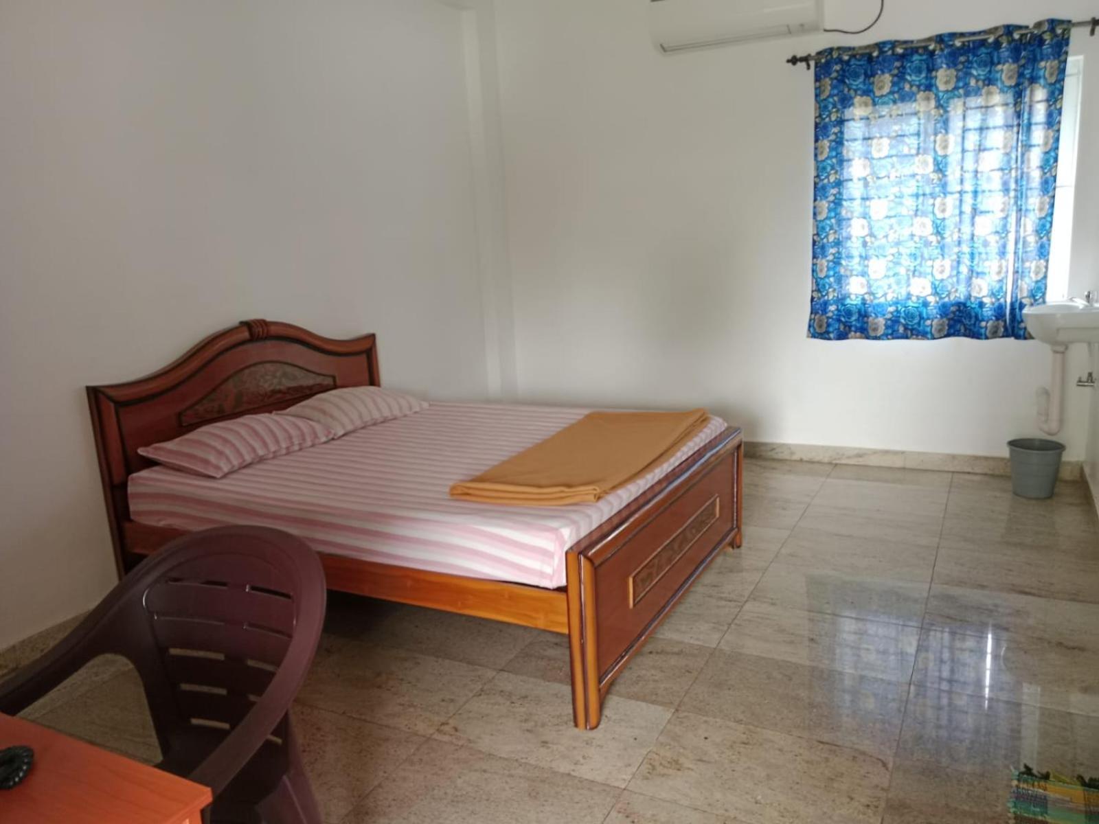 Urc Lodge Perundurai Bagian luar foto