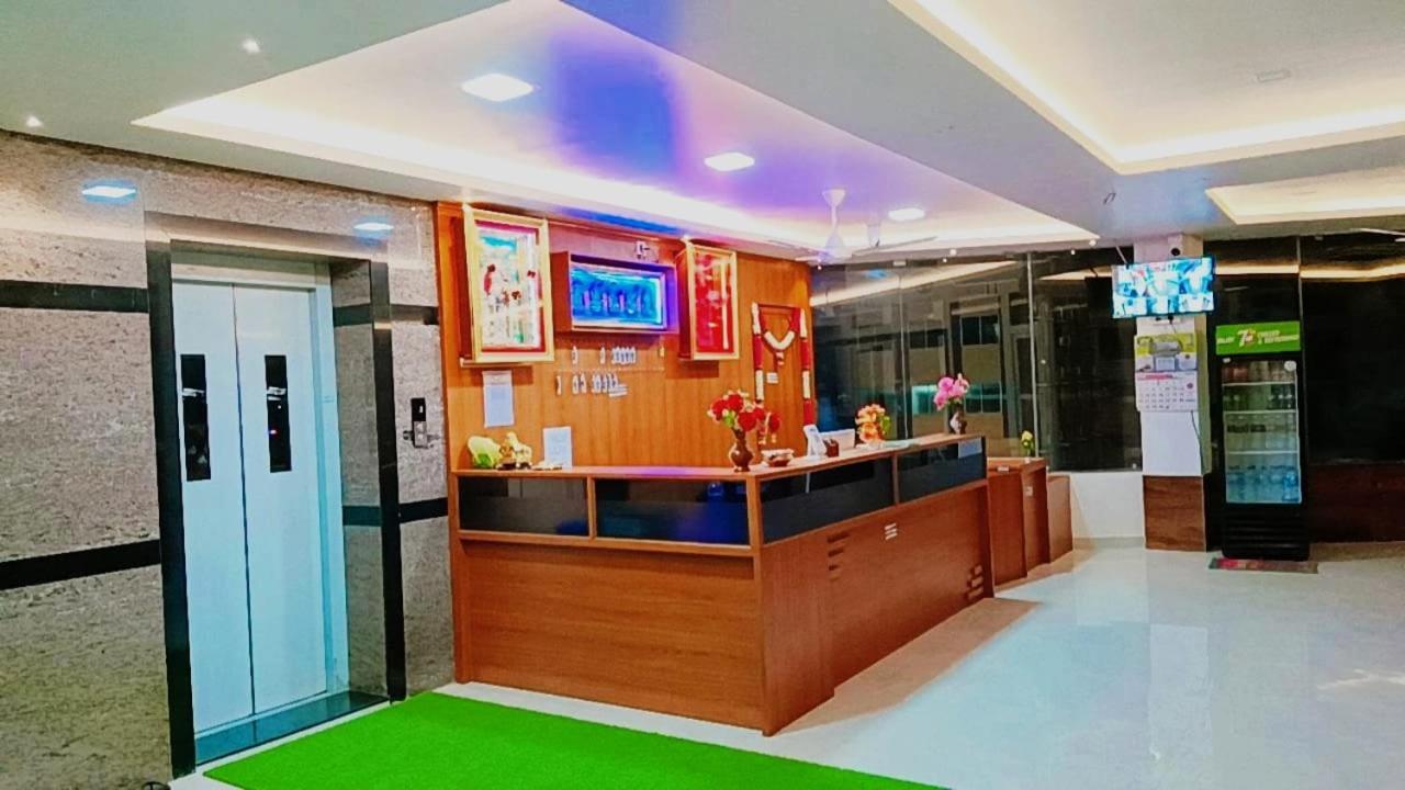 Urc Lodge Perundurai Bagian luar foto